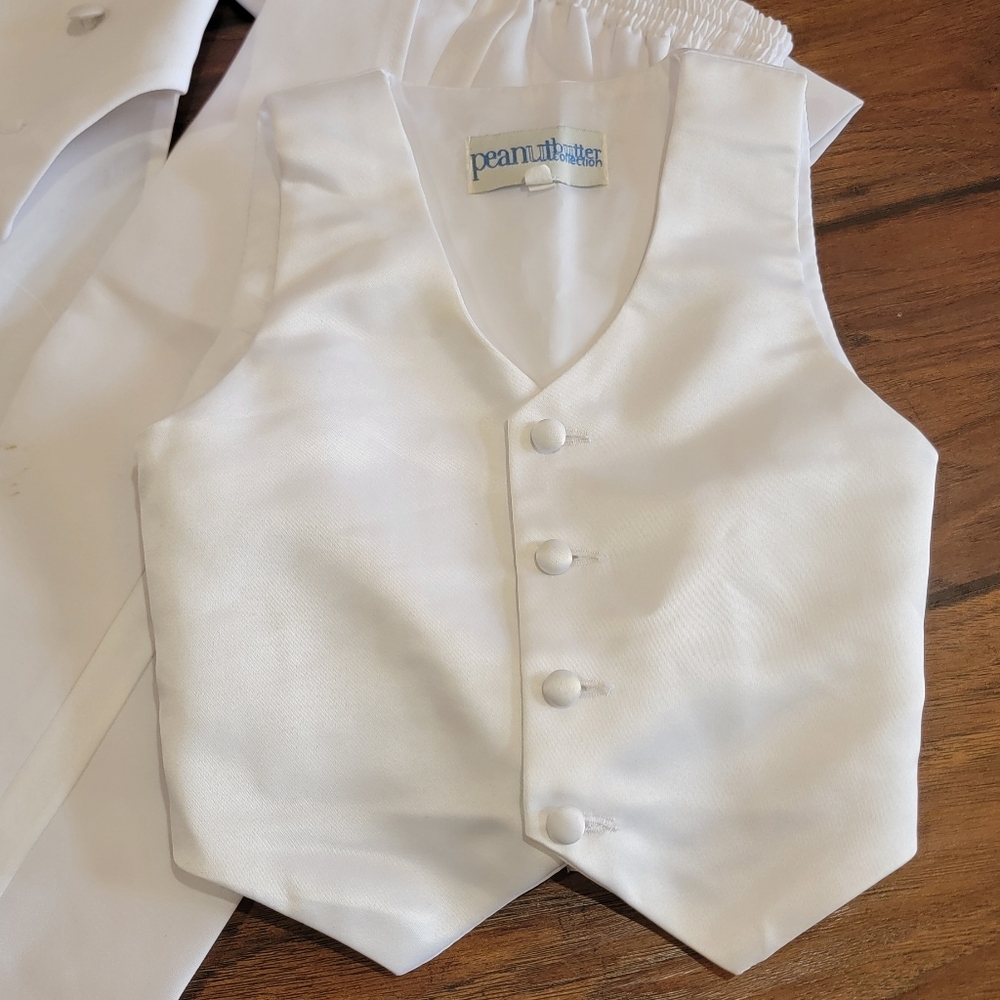 Peanut Butter Collection white suit - Picture 2 of 16